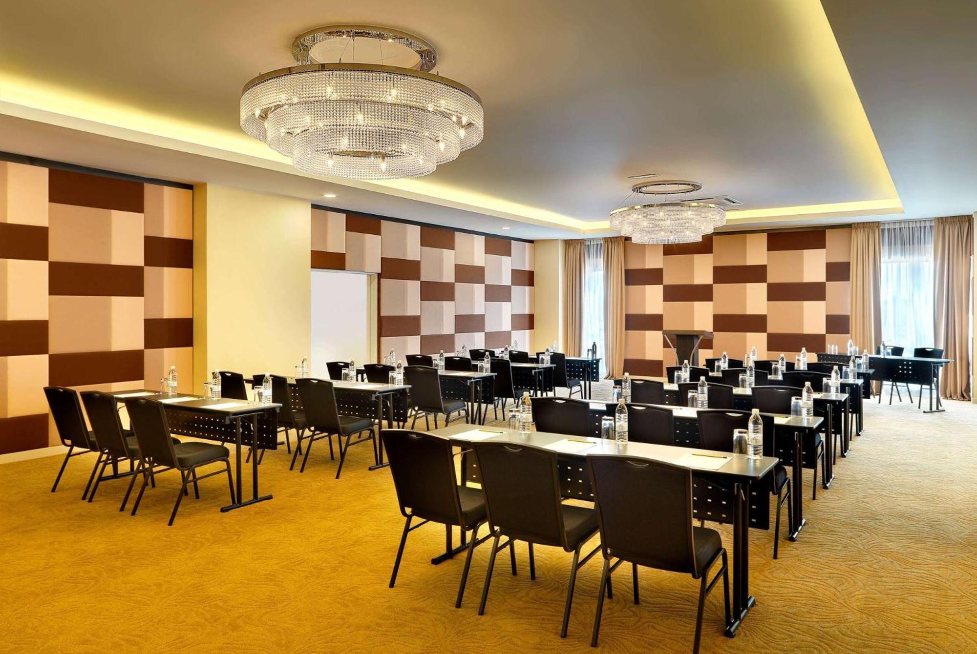 Wyndham Garden I-City Shah Alam Buitenkant foto
