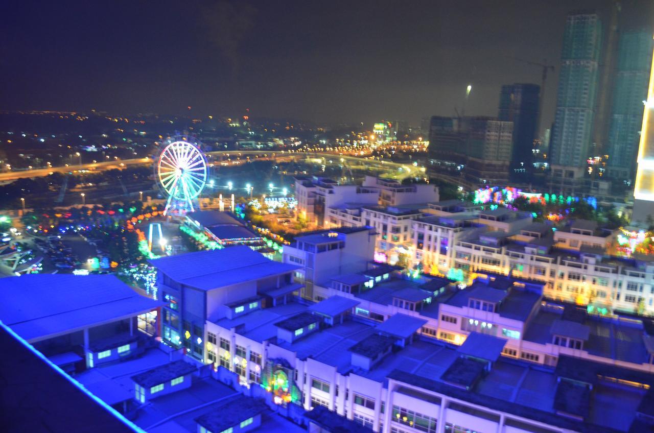 Wyndham Garden I-City Shah Alam Buitenkant foto